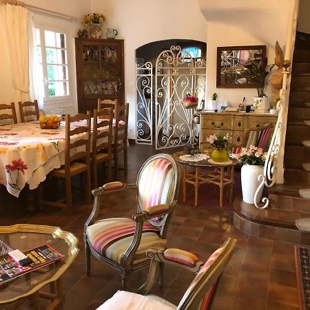 La Pergola Hotel Cavalaire-sur-Mer Bagian luar foto